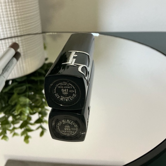 NEW Beauty Bundle Dior, Makeup by Mario and Marc Jacobs - Picture 6 of 9